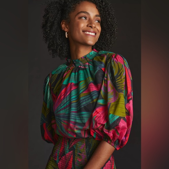 FARM Rio Smocked Puff-Sleeve Dress in midnight leaves - Picture 4 of 5